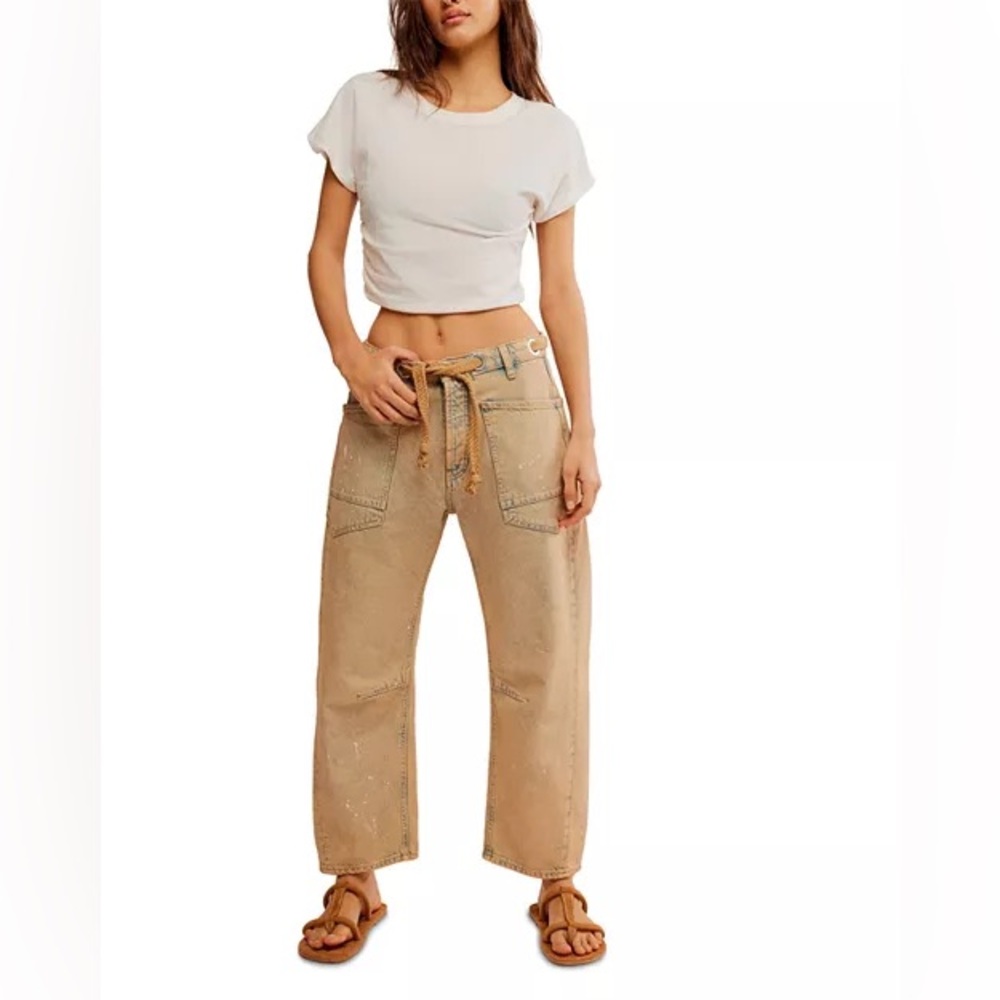 Free People, We the Free
Moxie Barrel Jeans, 
washed, never worn 
size 26
Cowby - Picture 2 of 10